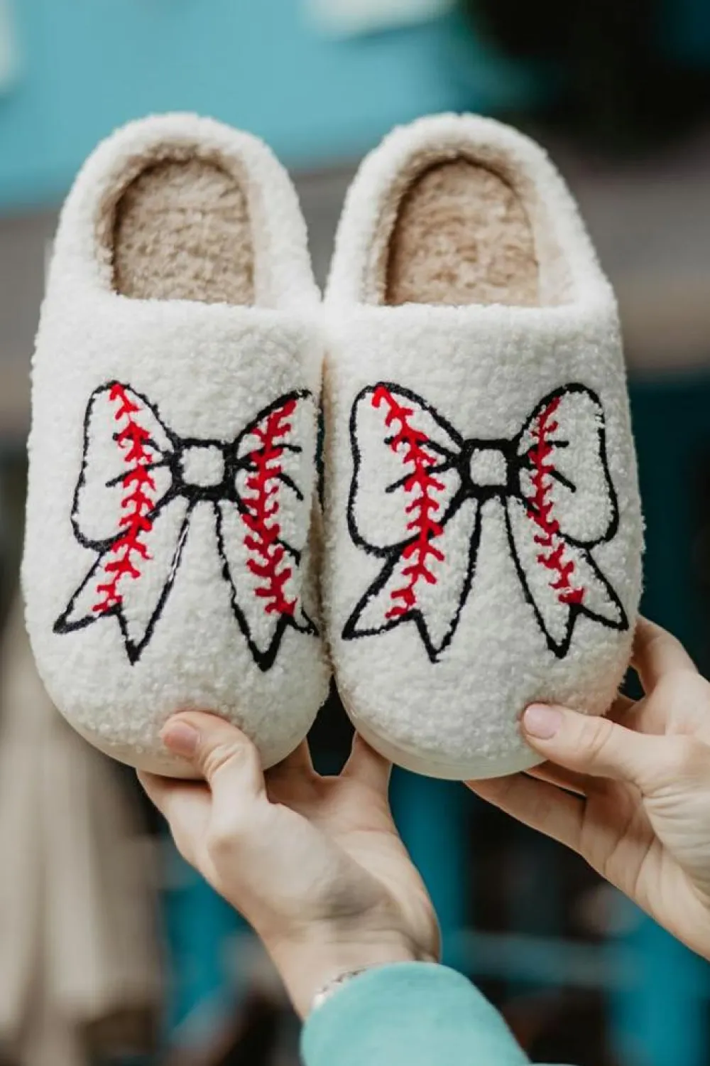 Clearance Dear-Lover Bow Knot Rugby Pattern Plush Warm Slippers White