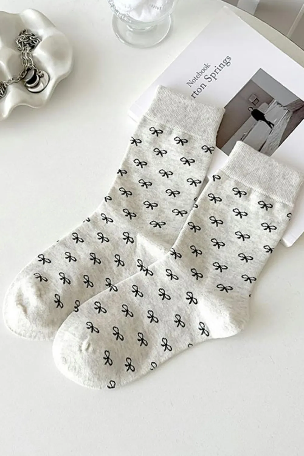 New Dear-Lover Bow Knots Ribbed Edge Crew Socks White