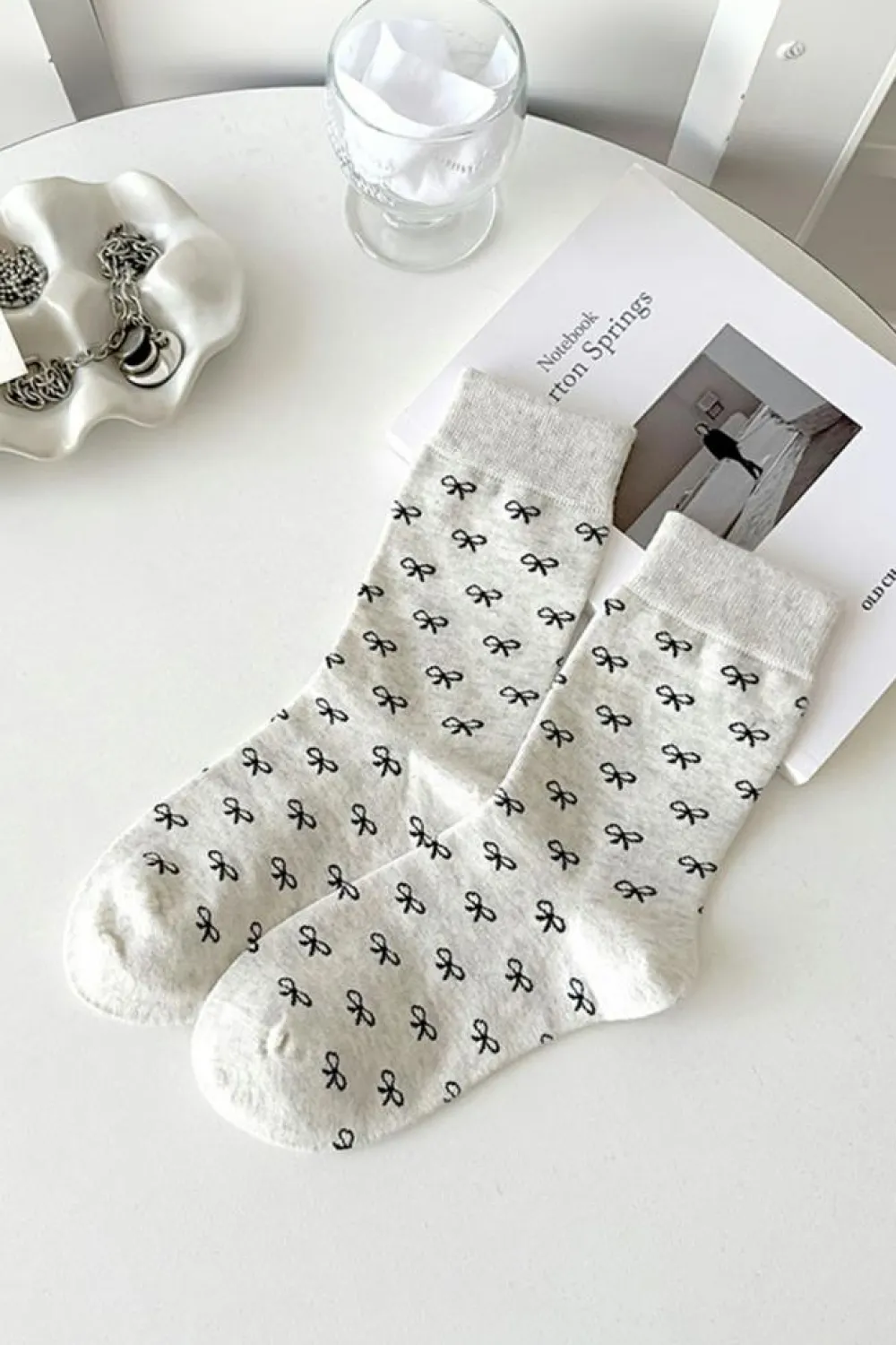 New Dear-Lover Bow Knots Ribbed Edge Crew Socks White
