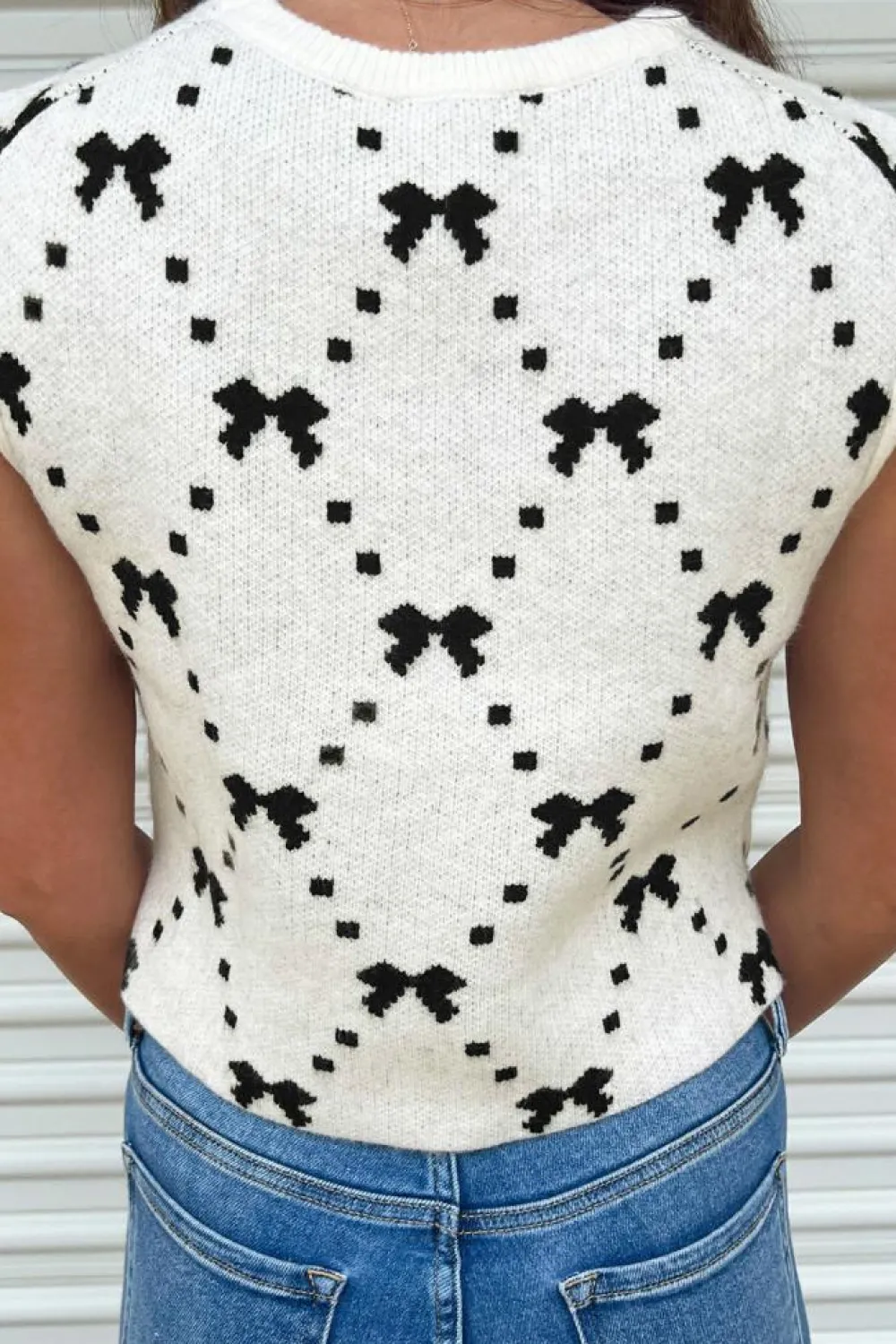 Best Dear-Lover Bow Pattern Buttoned Side Cropped Sweater Vest White
