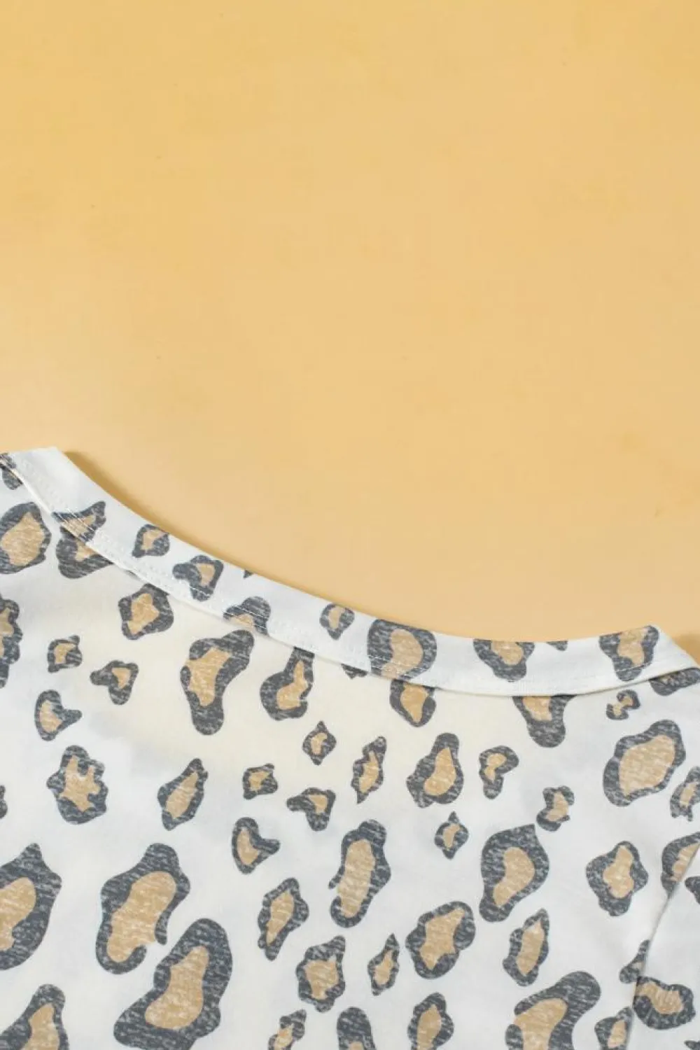 Best Dear-Lover Butterfly Sleeve Leopard Print Top White