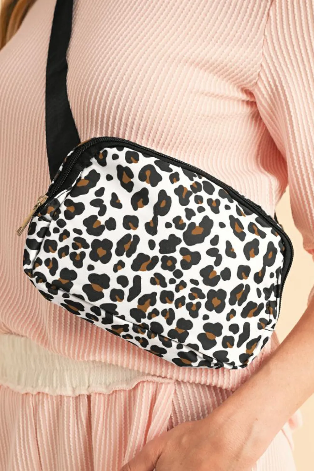 Clearance Dear-Lover Cheetah Print Multi Interlayer Zipped Crossbody Bag White