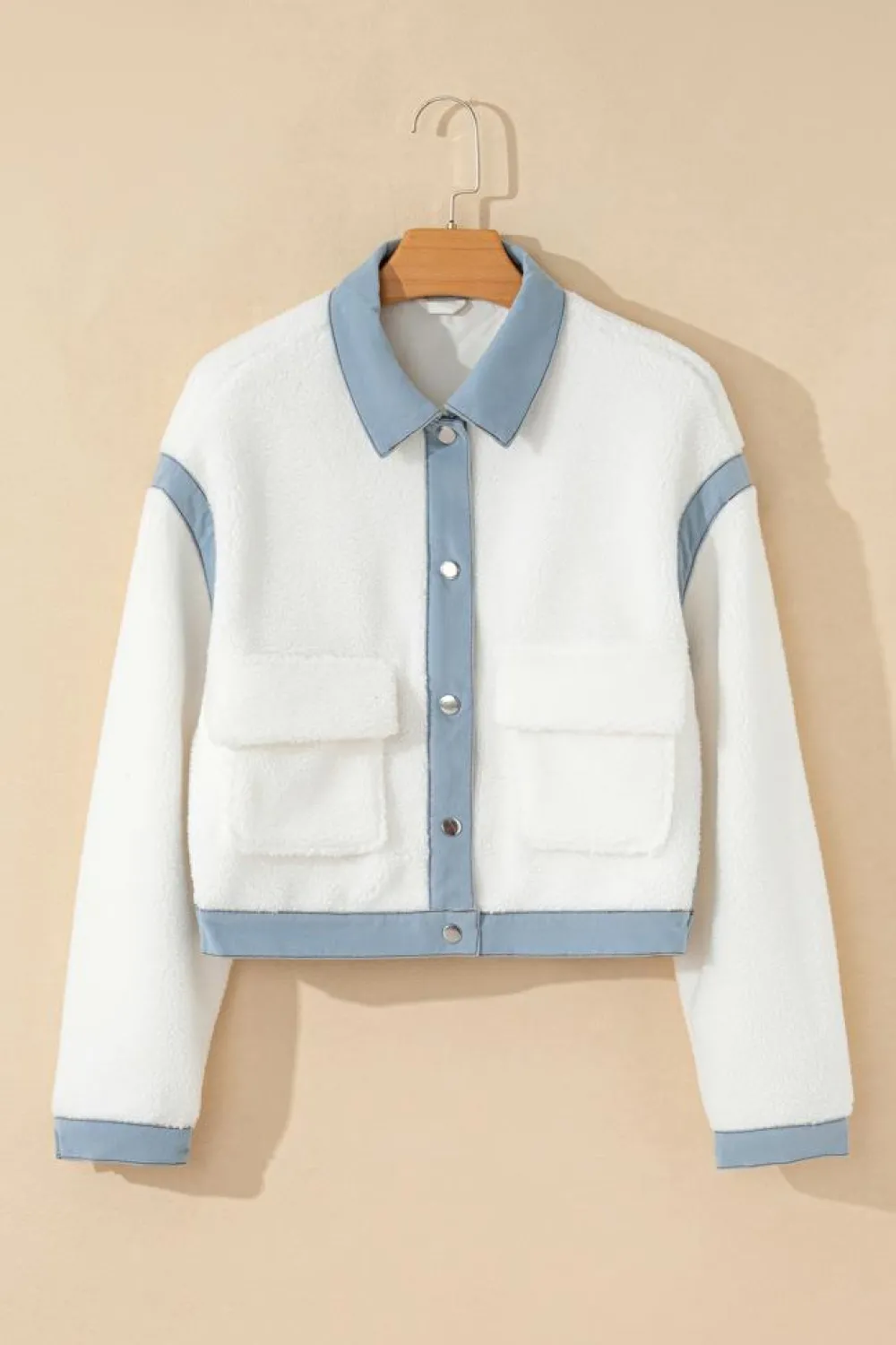 Discount Dear-Lover Contrast Trim Buttoned Sherpa Jacket White