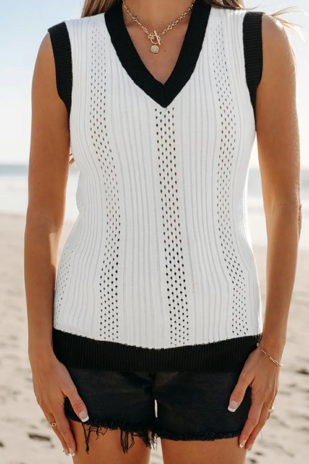 Sale Dear-Lover Contrast Trim Eyelet Knit Colorblock V Neck Sweater Vest White
