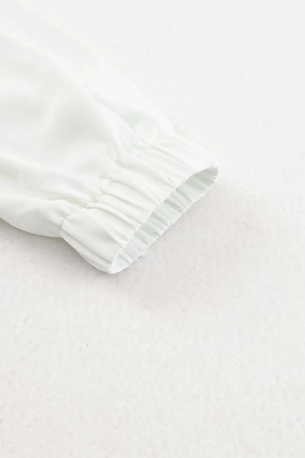 Hot Dear-Lover Crew Neck Gathered Stretch Cuff Shirt White