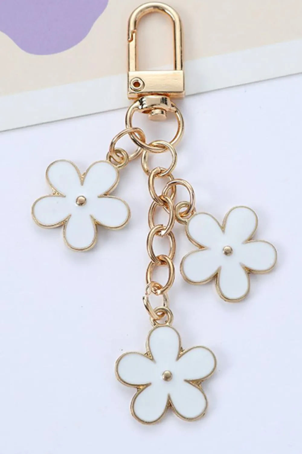 Clearance Dear-Lover Cute Flower Shape Ornament Key Buckle White