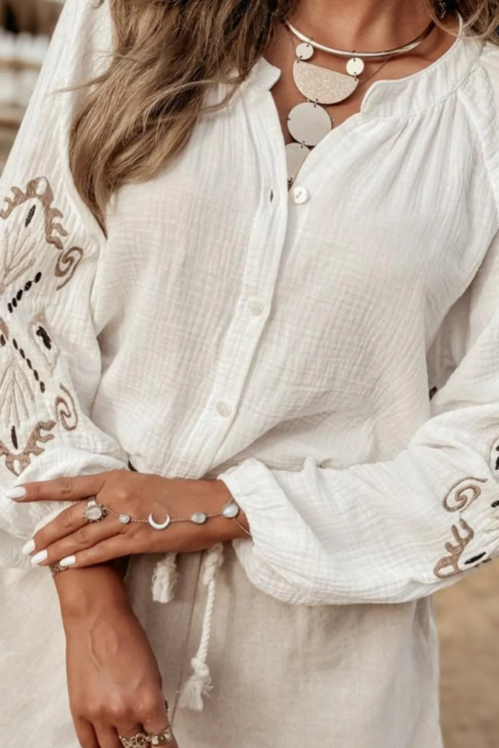 Sale Dear-Lover Embroidered Textured Buttoned Crew Neck Shirt White