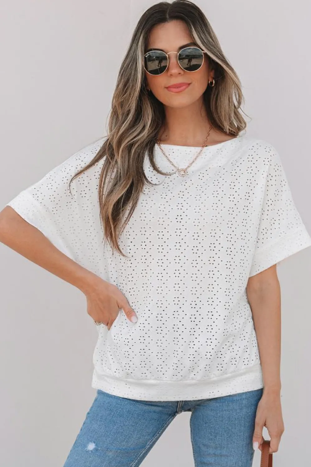 Best Dear-Lover Eyelet Pattern Boat Neck Casual Tee White