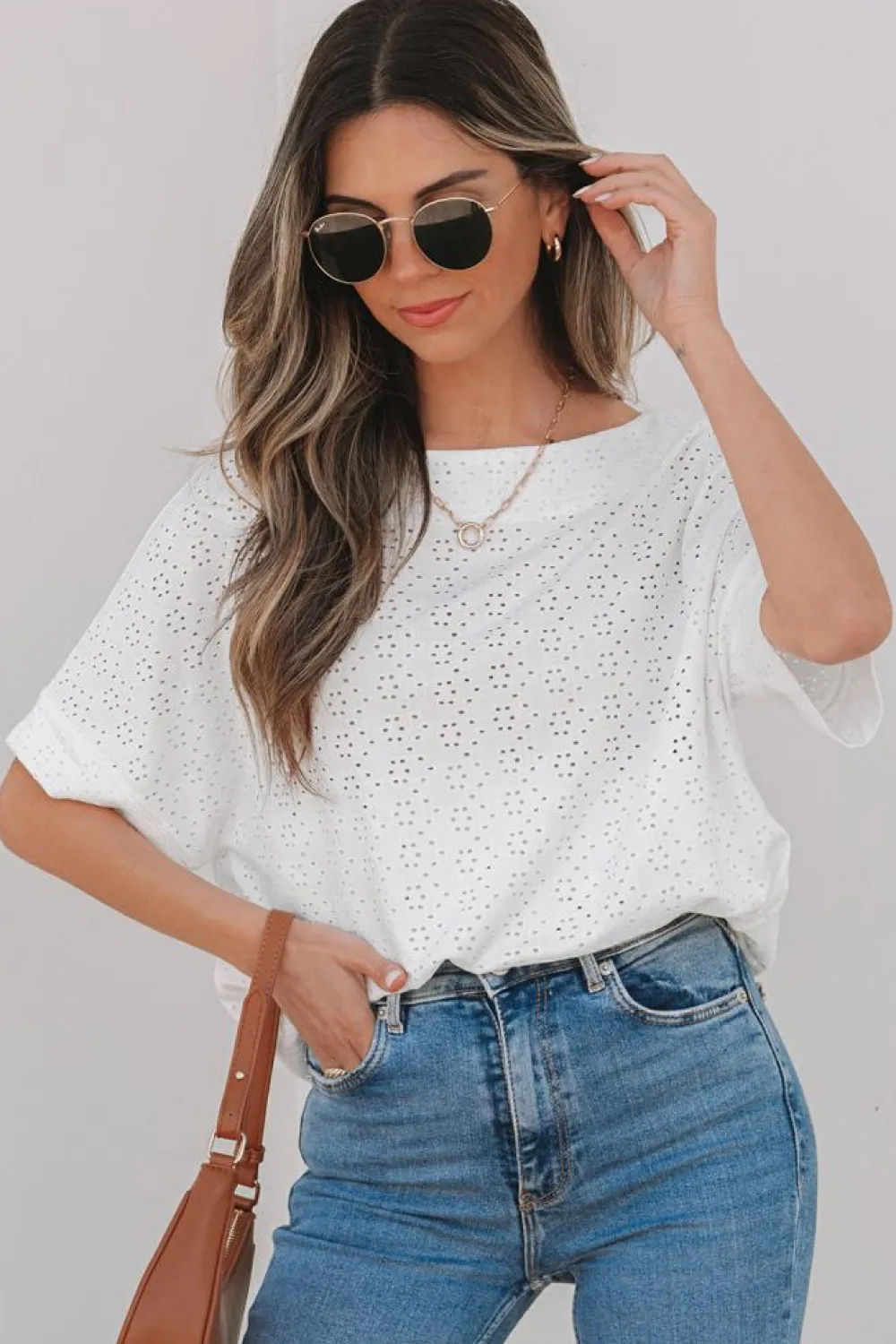 Best Dear-Lover Eyelet Pattern Boat Neck Casual Tee White
