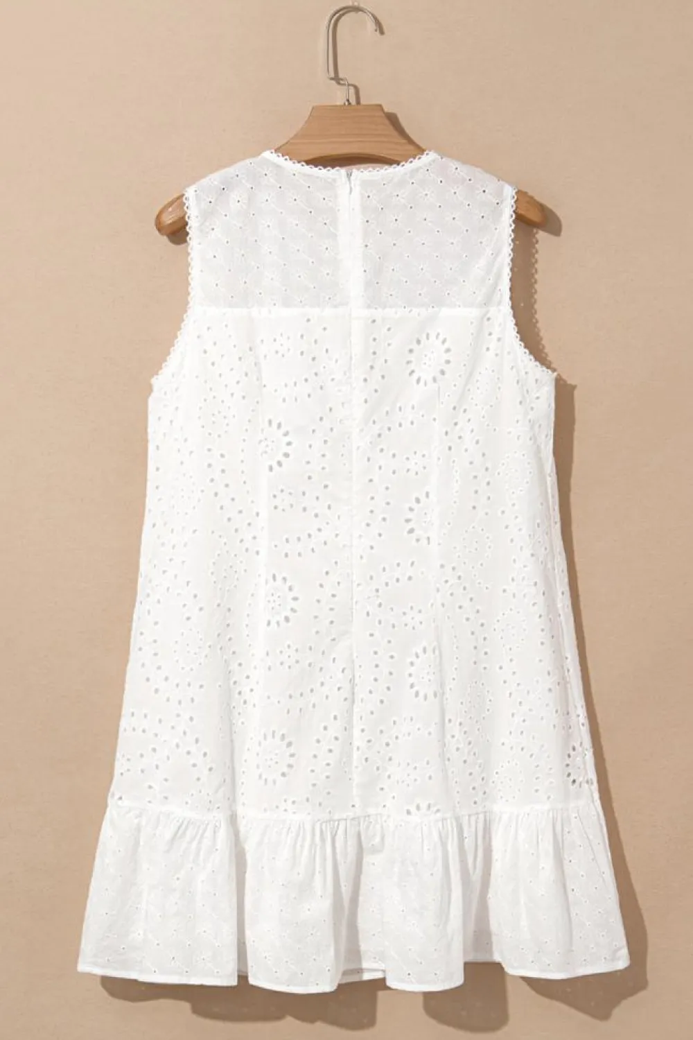 Discount Dear-Lover Floral Eyelet Embroidered Sleeveless Shift Dress White