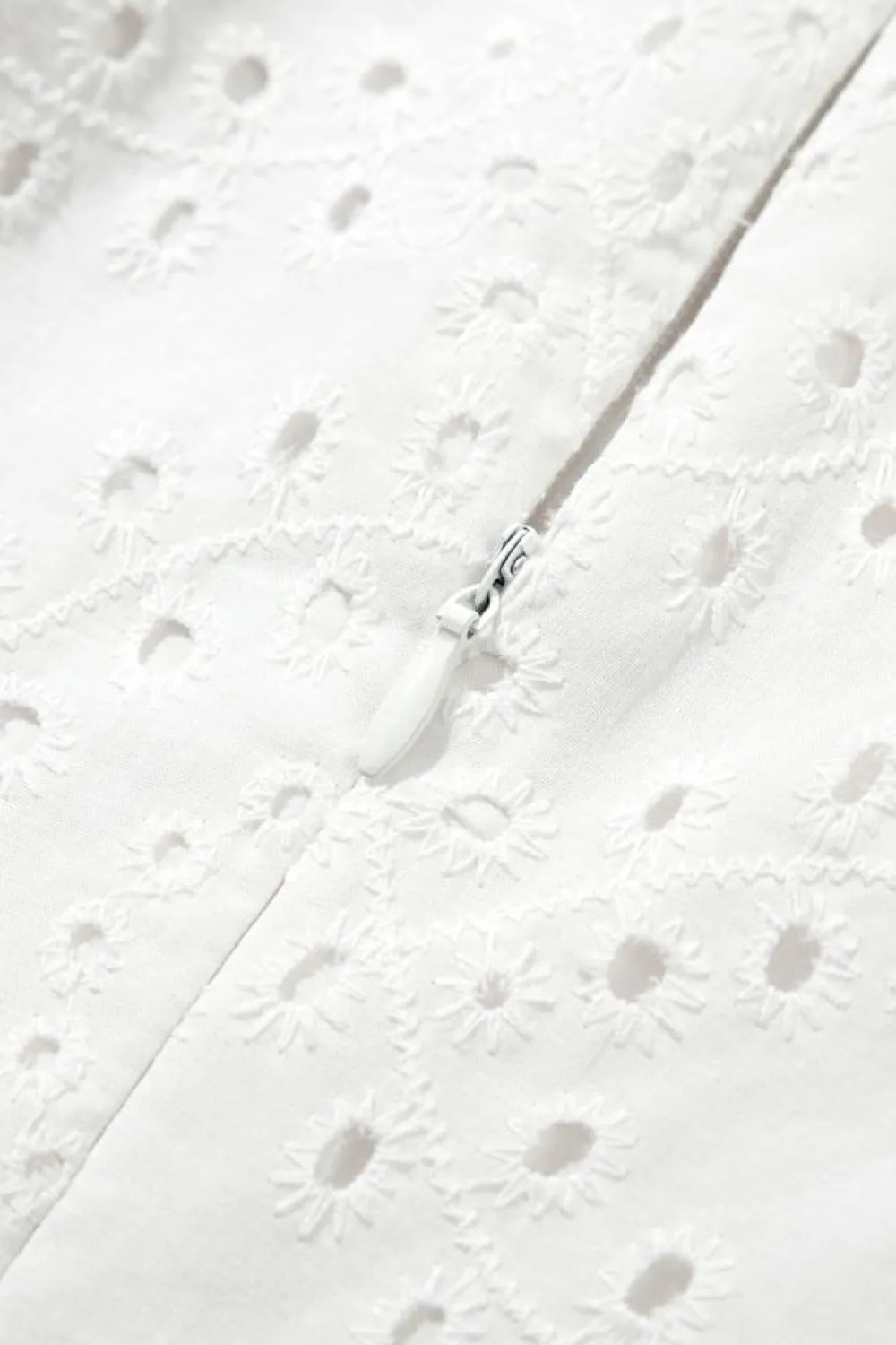 Discount Dear-Lover Floral Eyelet Embroidered Sleeveless Shift Dress White