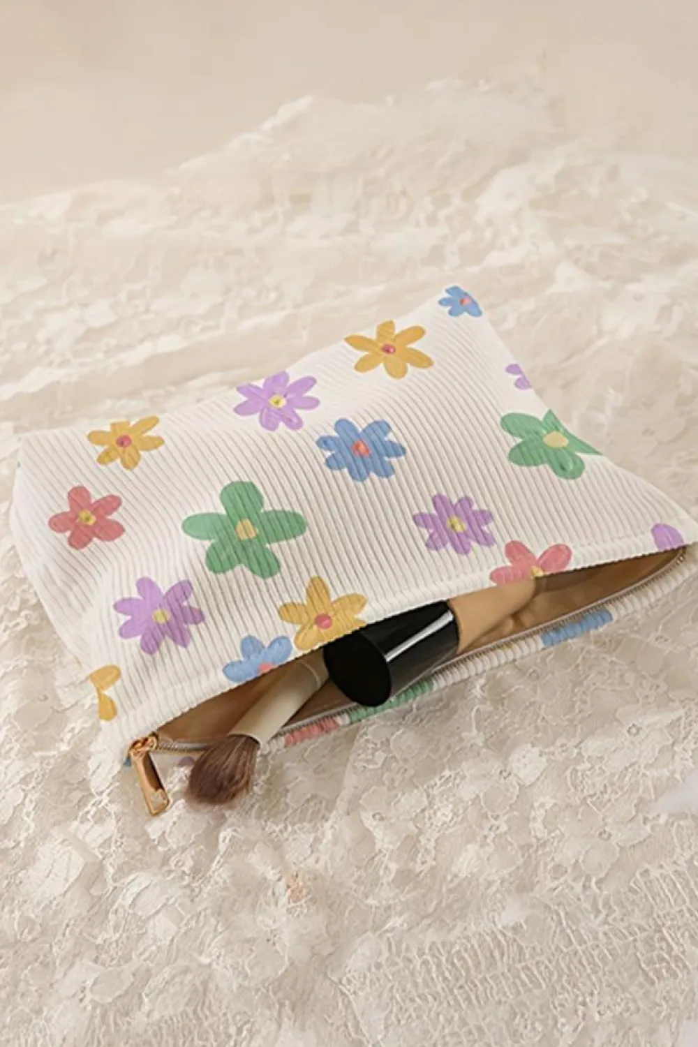 New Dear-Lover Flower Print Rib Textured Large Cosmetic Bag White