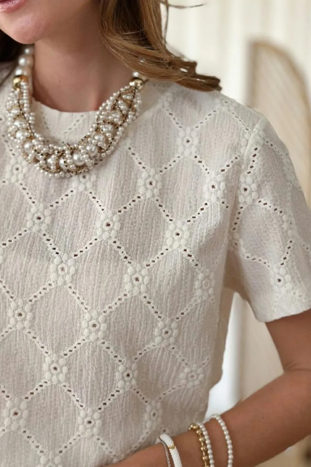 Hot Dear-Lover Geometric Embroidered Slim Fit O Neck T Shirt White