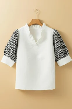 New Dear-Lover Geometric Textured Short Sleeve Frilly V Neck Blouse White