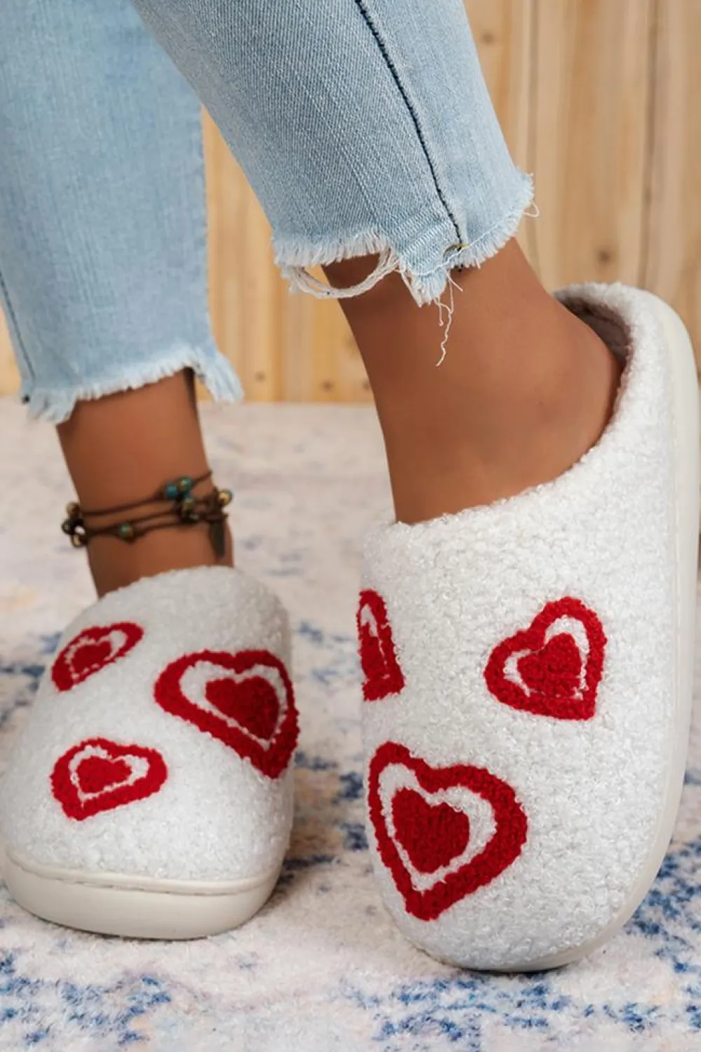 Online Dear-Lover Heart Shape Round Toe Plush Winter Slippers White