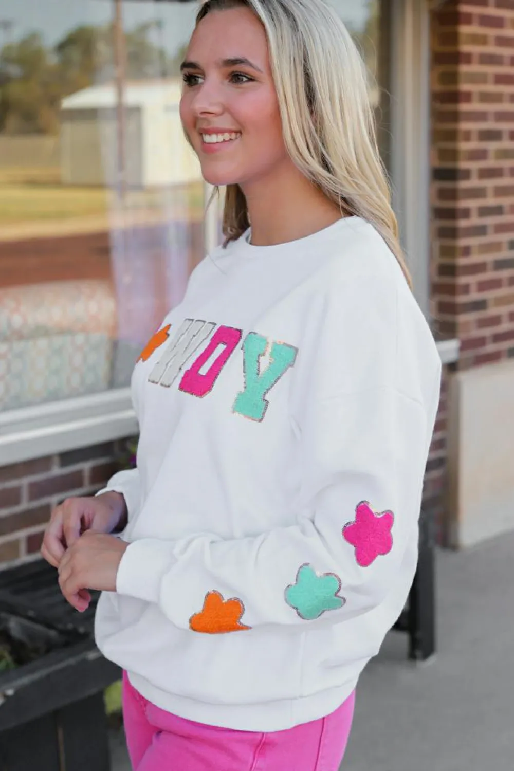Fashion Dear-Lover Howdy Glitter Chenille Patch Graphic Casual Sweatshirt White