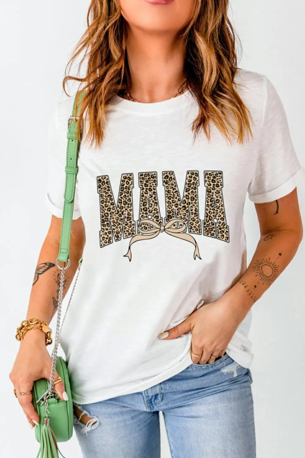 Fashion Dear-Lover Leopard Bow MAMA Graphic Crew Neck T Shirt White
