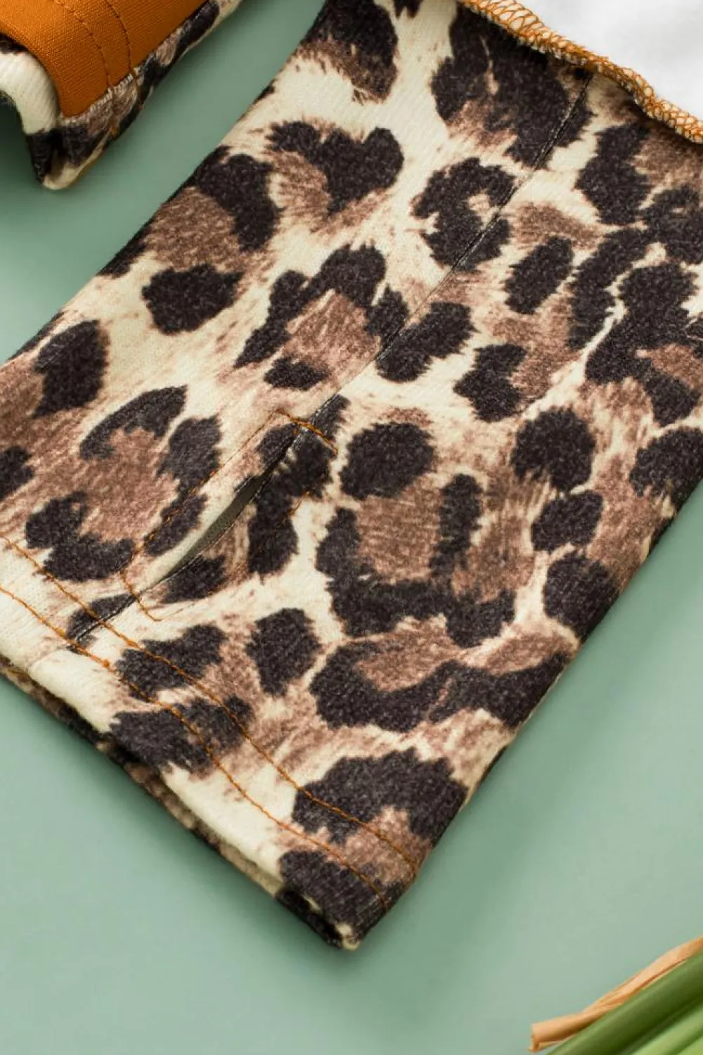 Best Dear-Lover Leopard Color Block Patchwork Split Neck Long Sleeve Top White