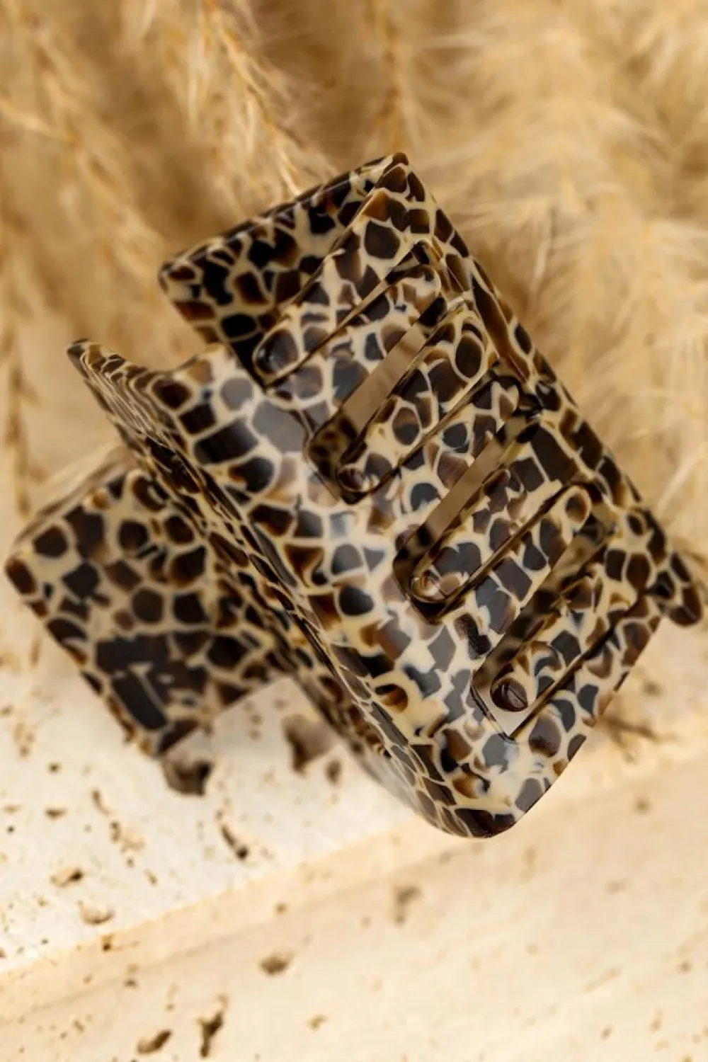 Clearance Dear-Lover Leopard Print Cutout Square Claw Clip White