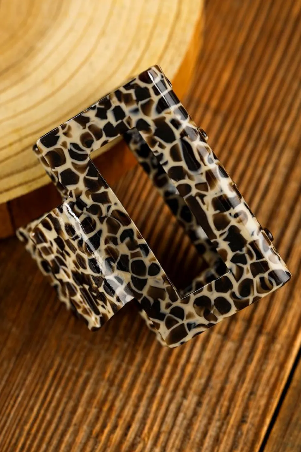 Clearance Dear-Lover Leopard Print Cutout Square Claw Clip White