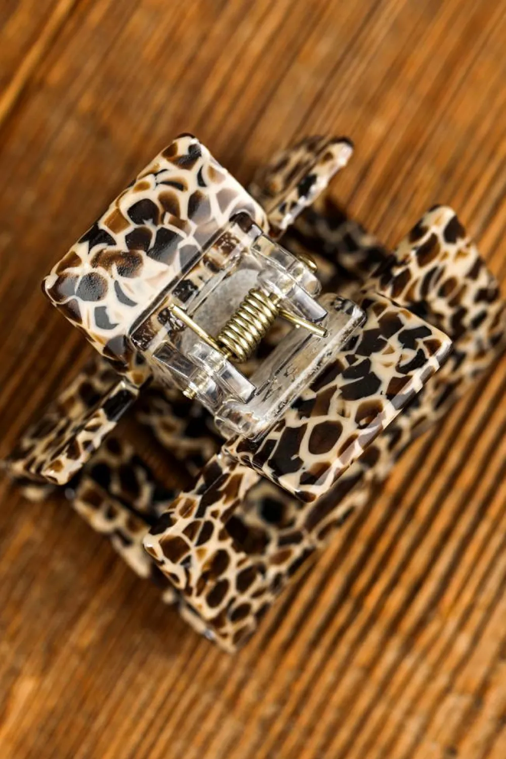 Clearance Dear-Lover Leopard Print Cutout Square Claw Clip White