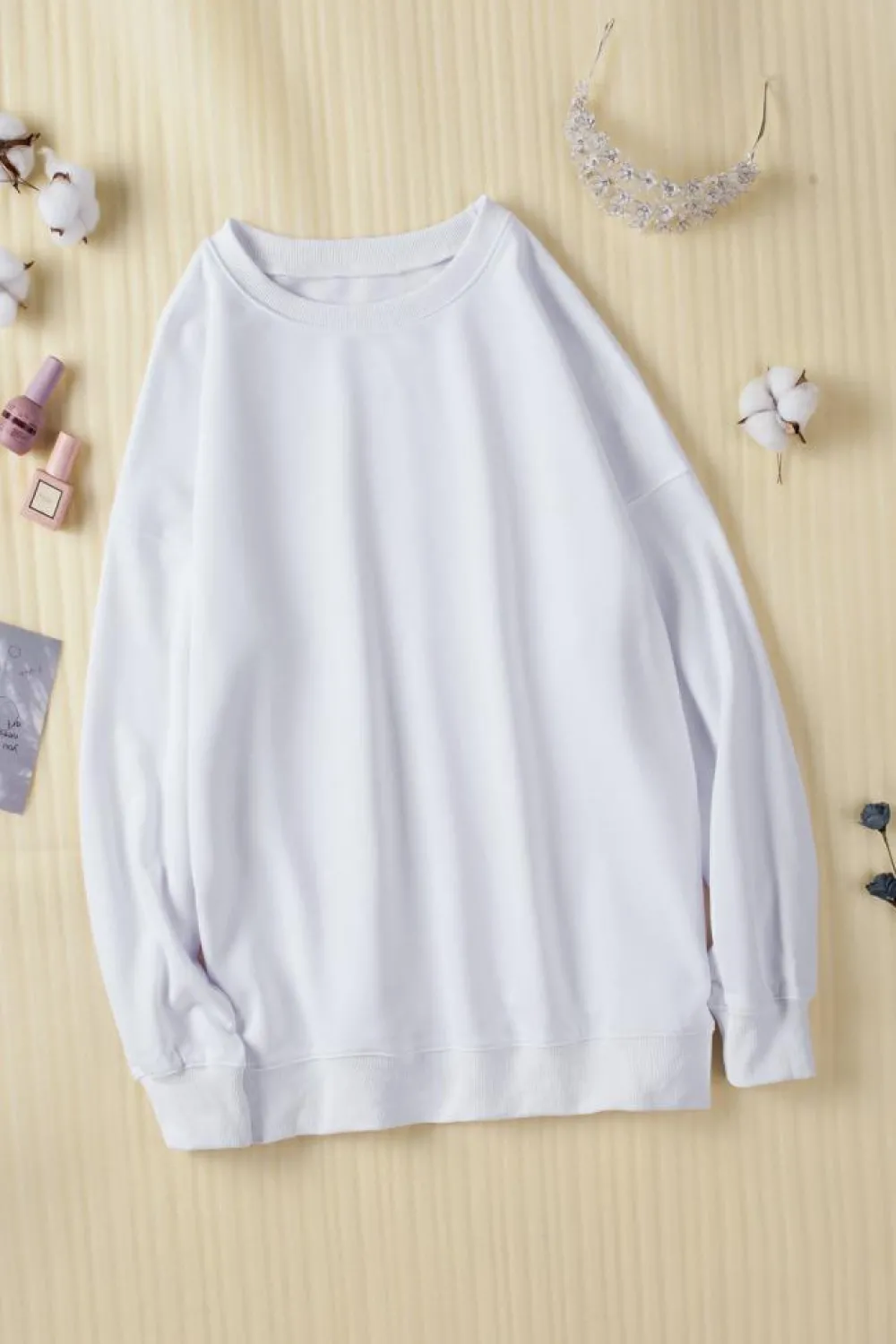 Hot Dear-Lover Oversized Solid Drop Shoulder Sweatshirt White
