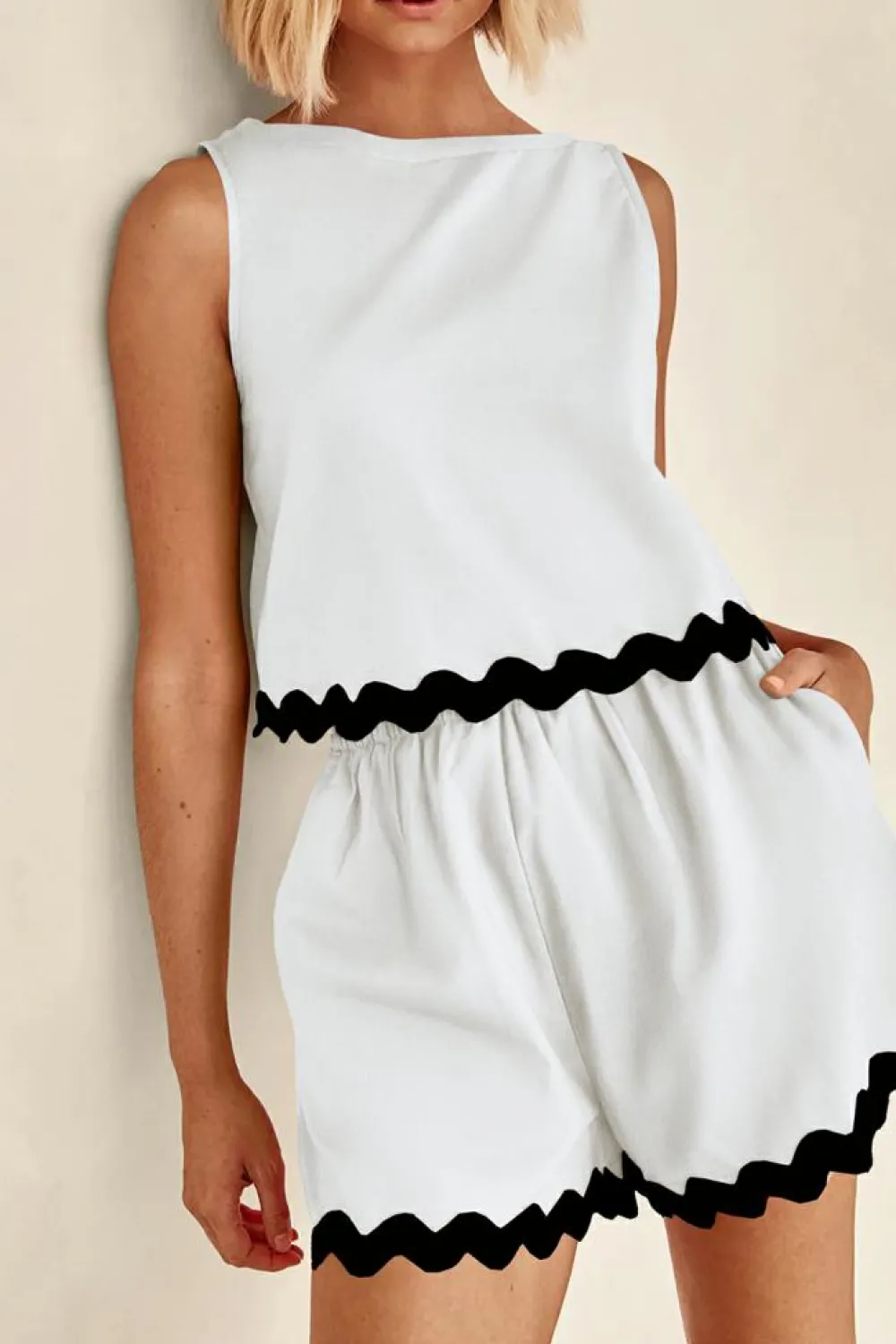 Hot Dear-Lover Ricrac Trim Tank Top Elastic Waist Shorts Set White