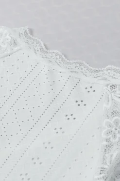 Outlet Dear-Lover Sheer Lace Short Sleeves Eyelet Embroidered Tee White