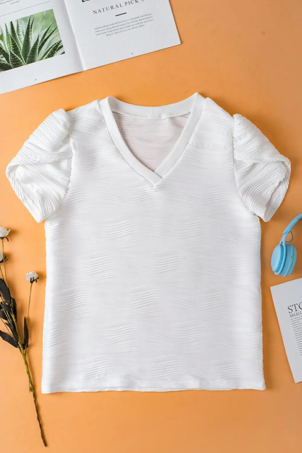 Best Dear-Lover Solid Color Textured V Neck Short Sleeve Top White