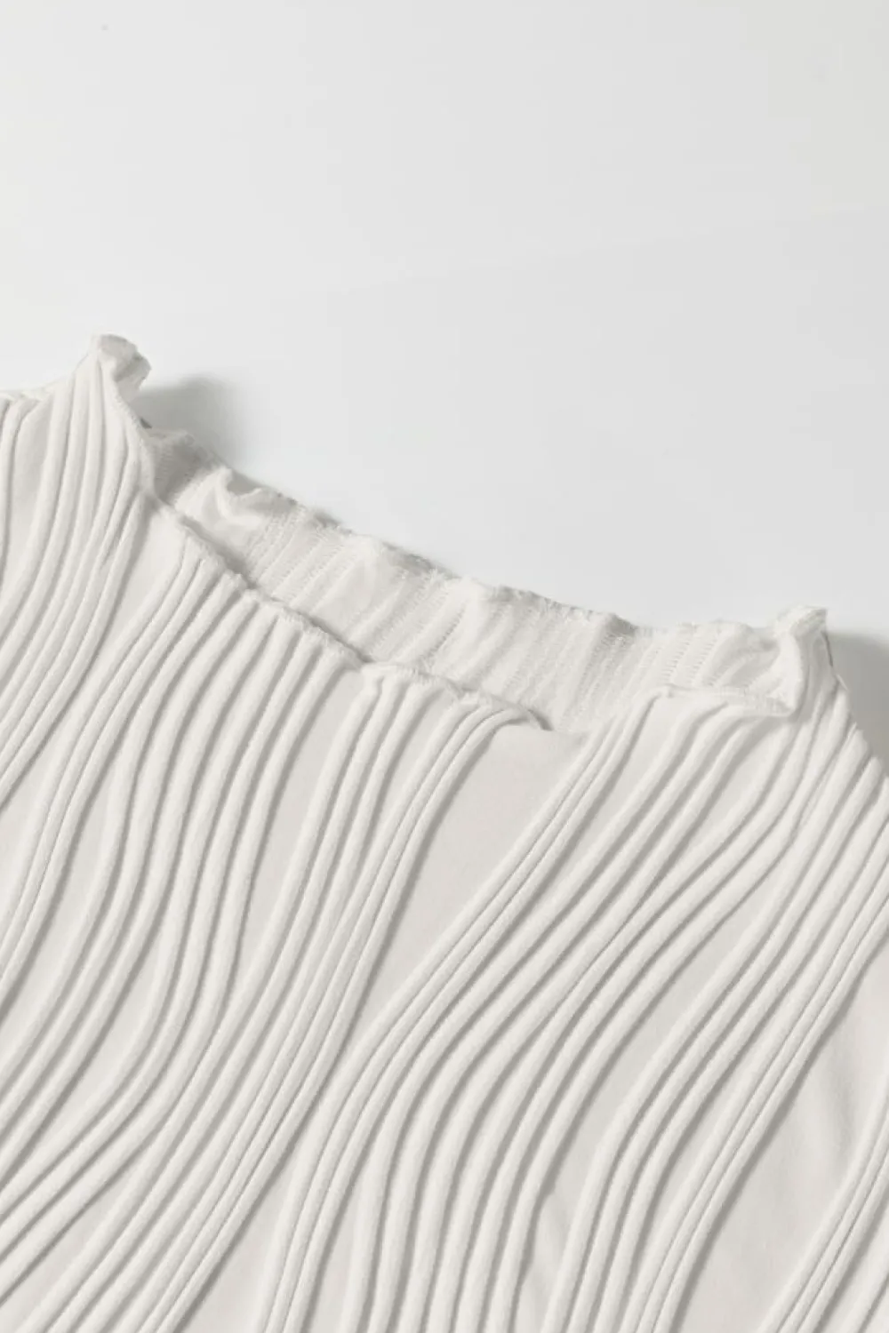 Best Dear-Lover Solid Color Wavy Textured Round Neck Tank Top White