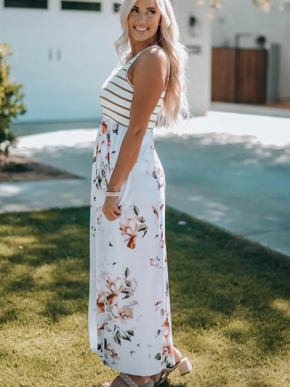 New Dear-Lover Striped Floral Print Sleeveless Maxi Dress with Pocket White