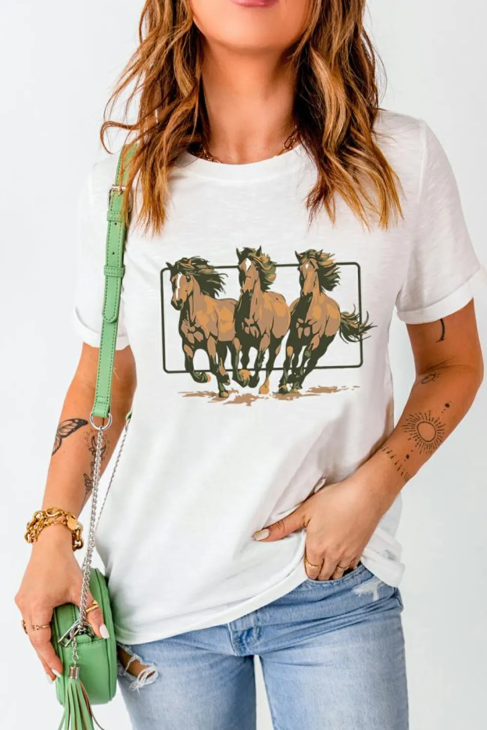 Discount Dear-Lover Texas Horse Graphic Cuffed Sleeve Graphic T Shirt White