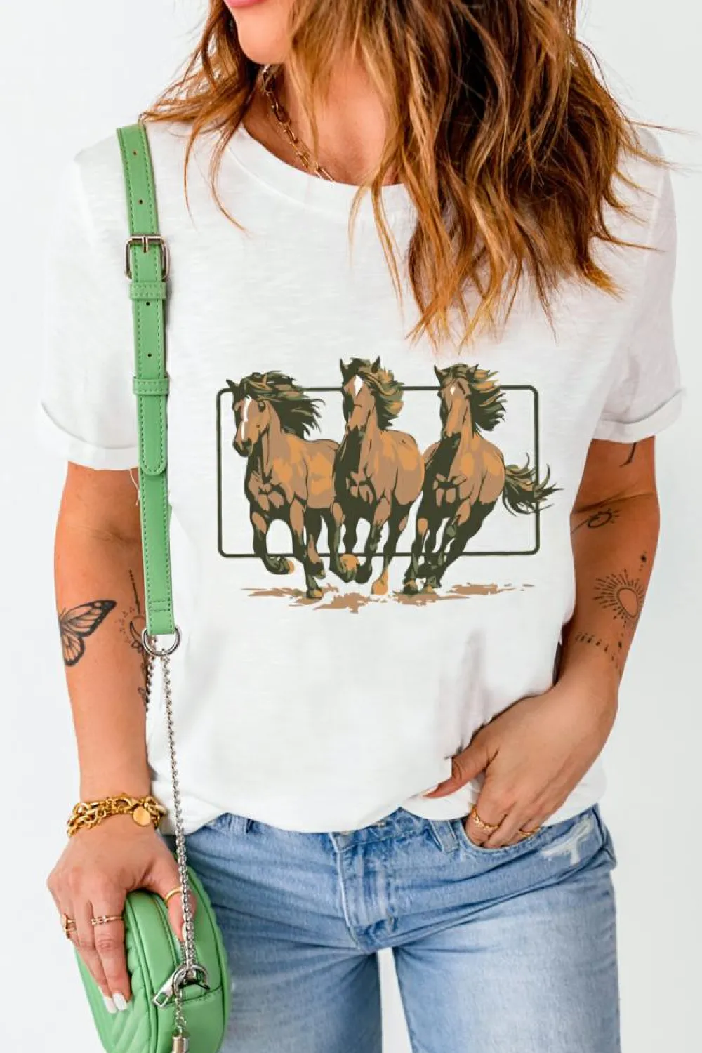 Discount Dear-Lover Texas Horse Graphic Cuffed Sleeve Graphic T Shirt White