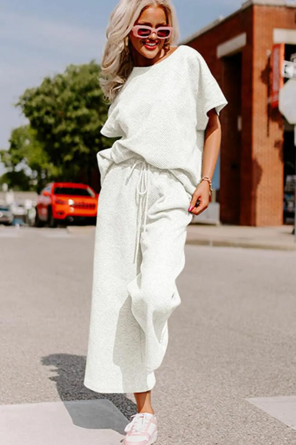 Fashion Dear-Lover Textured Loose Fit T Shirt and Drawstring Pants Set White