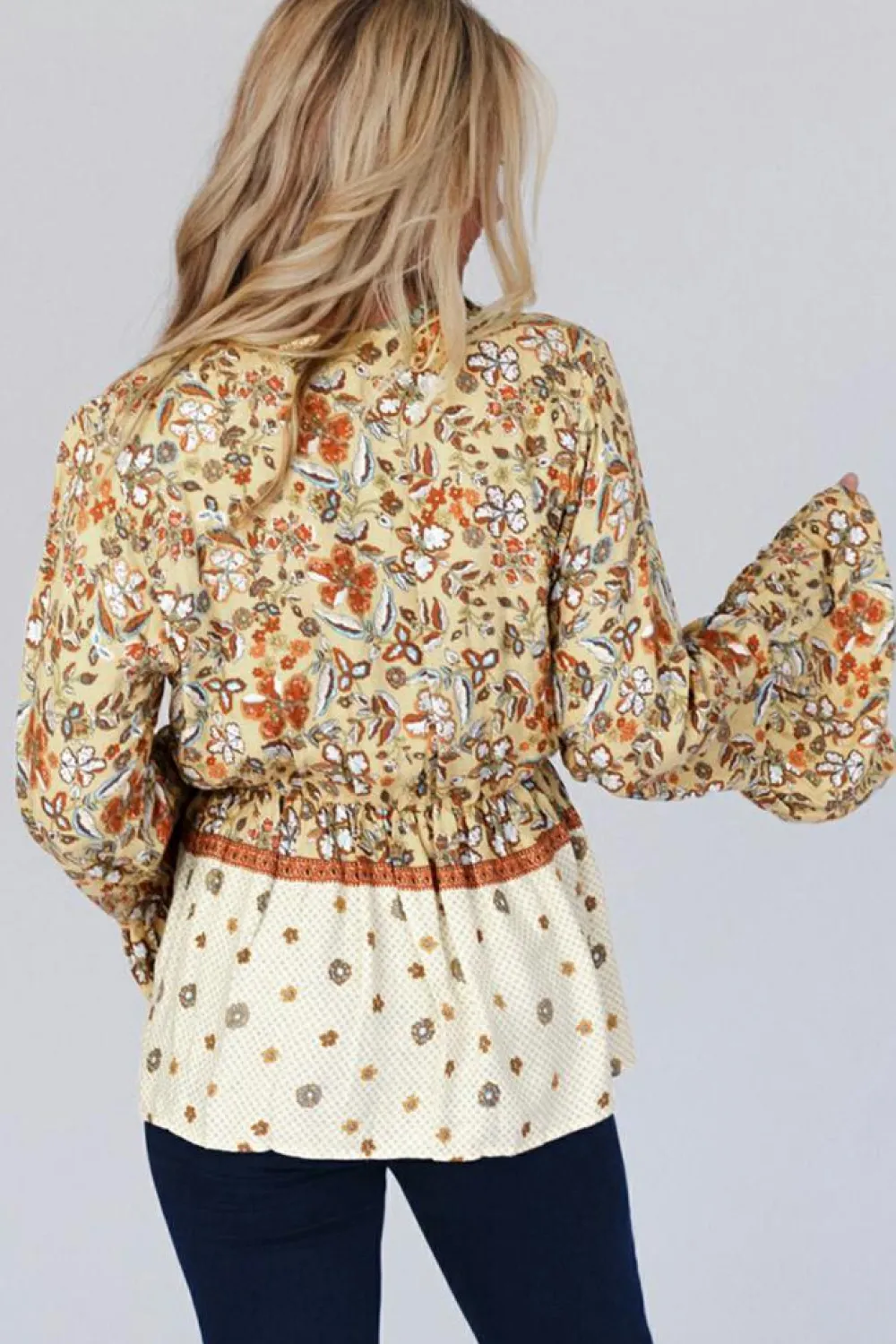 Outlet Dear-Lover Floral Bell Sleeve V Neck Wrapped Contrast Peplum Blouse Yellow Printed